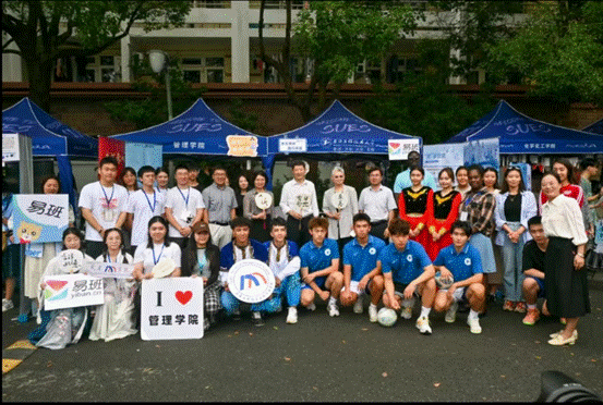 说明:3de5033b3f1378990cc7e8075b75be75