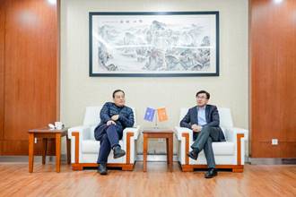 说明:53e76280b45e9018cb7de3b22b25811